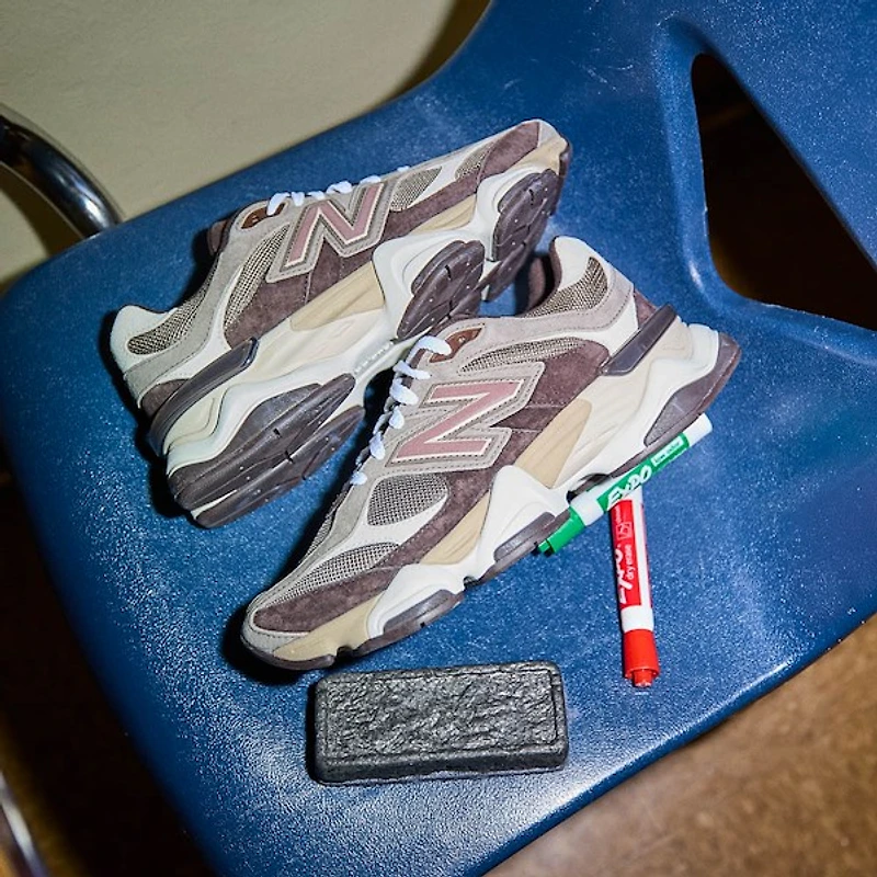 New Balance 9060 Sneaker - Thunder Brown / Black Coffee