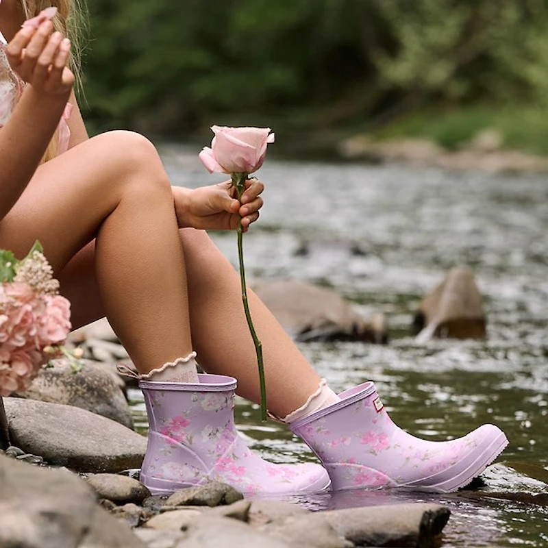 Womens Hunter x LoveShackFancy Play&trade Short Rain Boot - Happy Thoughts