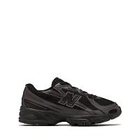 New Balance 740 Athletic Shoe