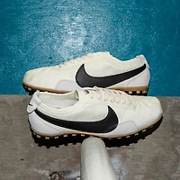 Womens Nike Moon Shoe OG Athletic - Sail / Black
