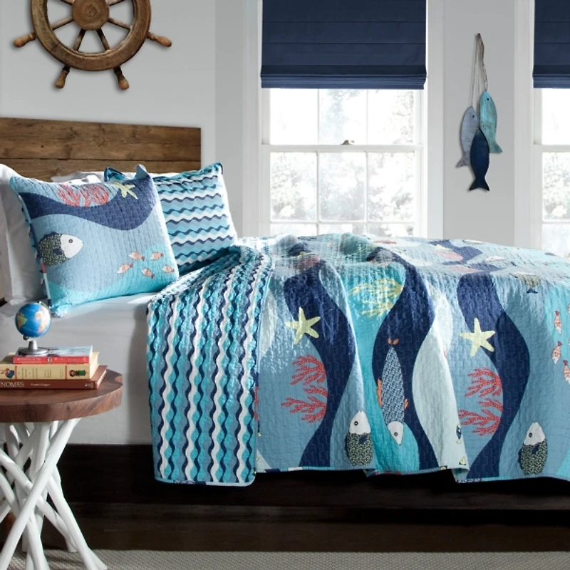 Sealife Blue 2-pc. Twin Quilt Set