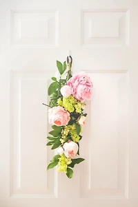 Mixed Peony and Hydrangea Swag Teardrop