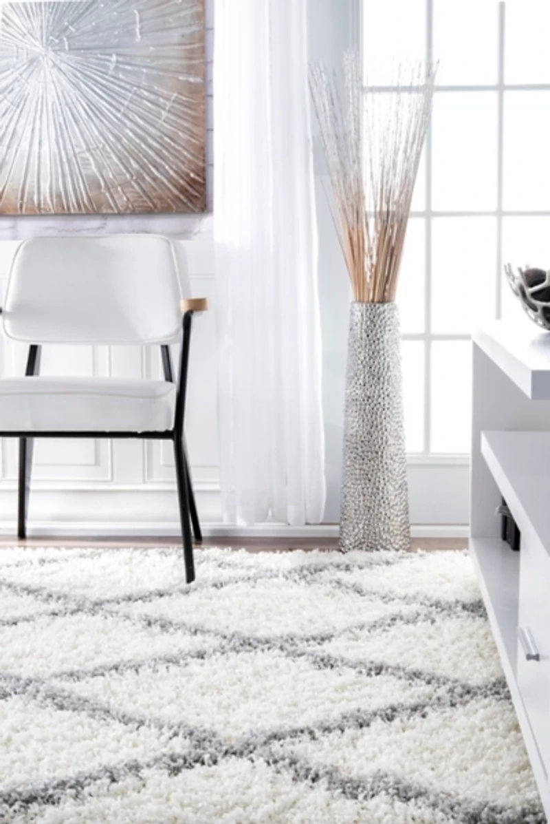 Shanna Diamond Area Rug