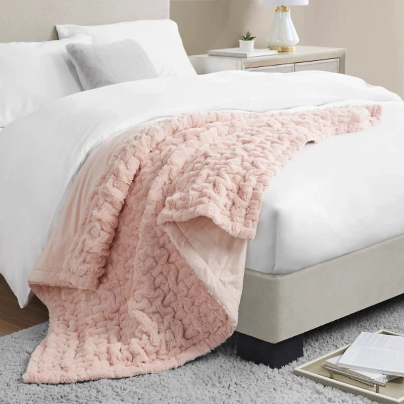Blush Ruched Faux Fur Throw