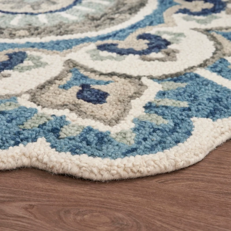 Floral Round Edged Area Rug, 6 ft.