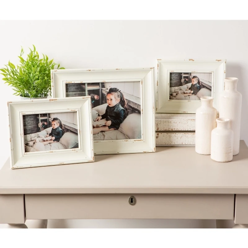 Distressed White Farmhouse Frame, 8x10
