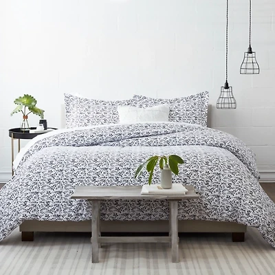 Navy Blue Burst of Vines Twin 3-pc Duvet Set