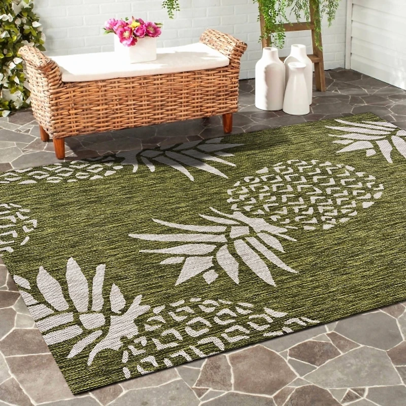 Green Pineapple Outdoor Area Rug, 7x9