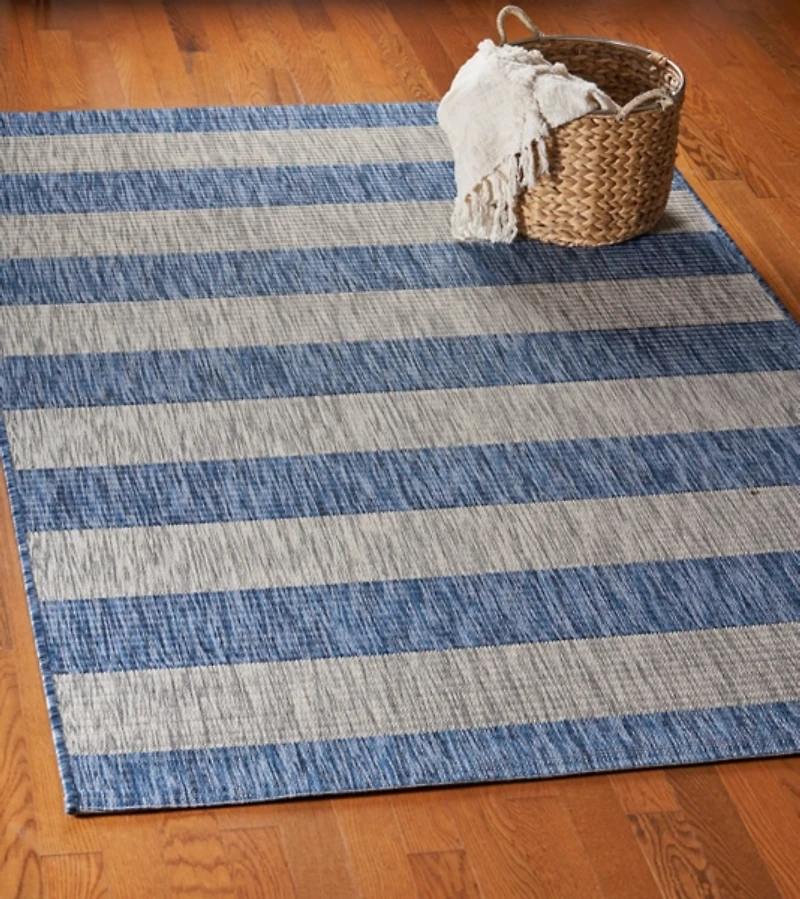 Coastal Stripes Outdoor Area Rug, 7x9