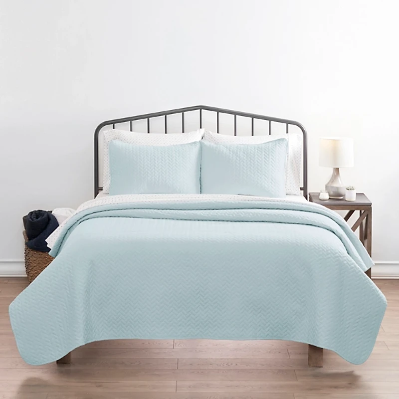 Pale Blue Herring 3-pc. Queen Quilted Coverlet Set