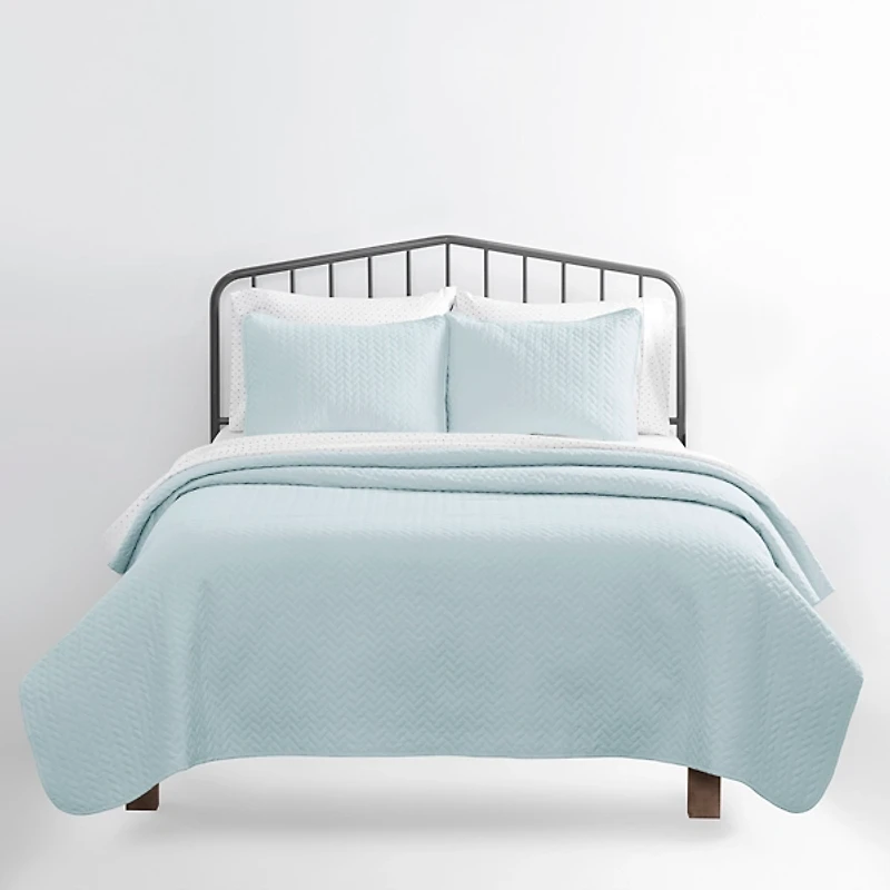 Pale Blue Herring 3-pc. Queen Quilted Coverlet Set