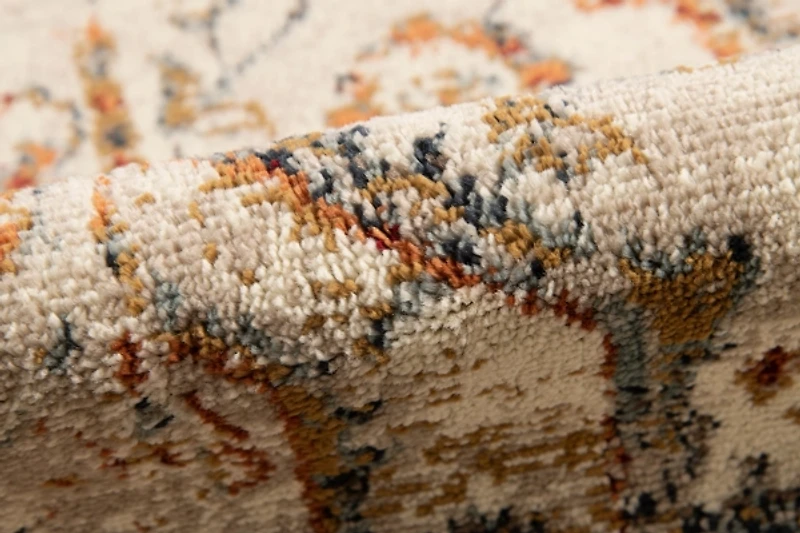 Beige and Gold Medallion Area Rug, 5x7