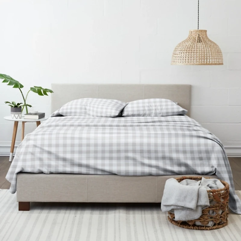 Light Gray Country Plaid 4-pc. King Bed Sheet Set