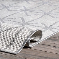 Sanford Light Gray Geometric Outdoor Rug, 5x8