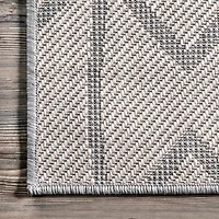 Sanford Light Gray Geometric Outdoor Rug, 5x8