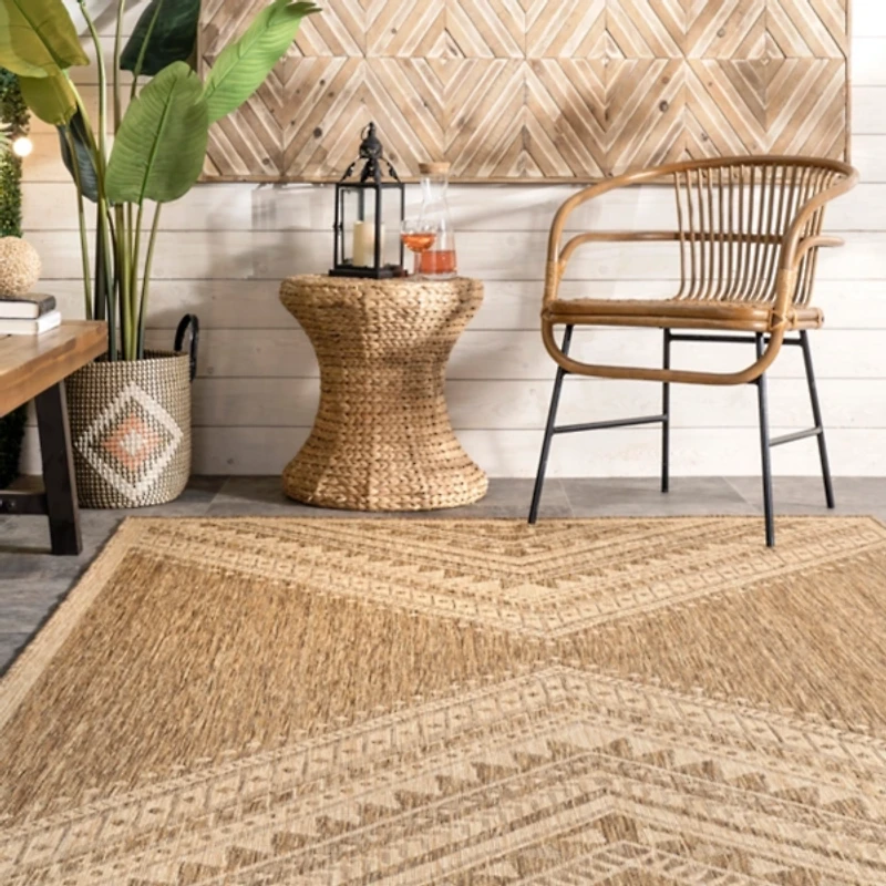 Landy Tan Aztec Outdoor Rug, 5x8