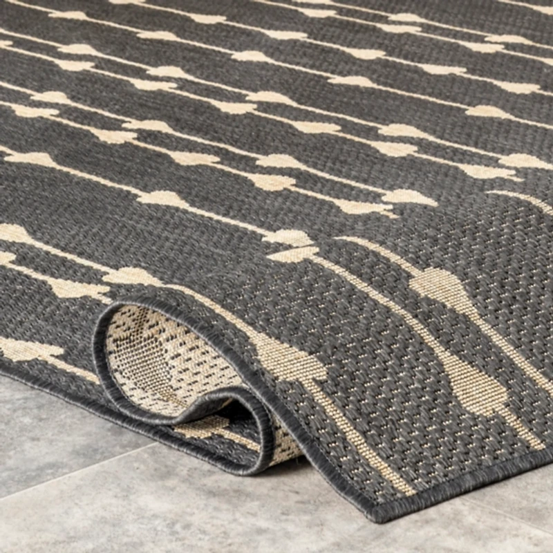 Kendall Gray Vertical Teardrop Outdoor Rug, 8x10