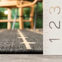 Kendall Gray Vertical Teardrop Outdoor Rug, 8x10