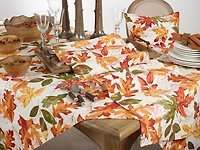 Autumn Foliage Outline Harvest Table Runner