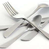 Matte Silver Angled Base 20-pc. Flatware Set