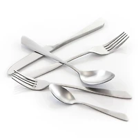 Matte Silver Angled Base 20-pc. Flatware Set