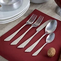 Matte Silver Angled Base 20-pc. Flatware Set
