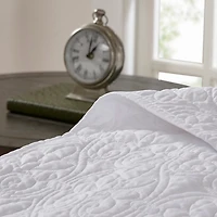 White Classic Stitch 2-pc. Twin Coverlet Set