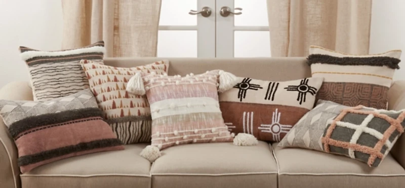 Two-Tone Tufted Western Lumbar Pillow