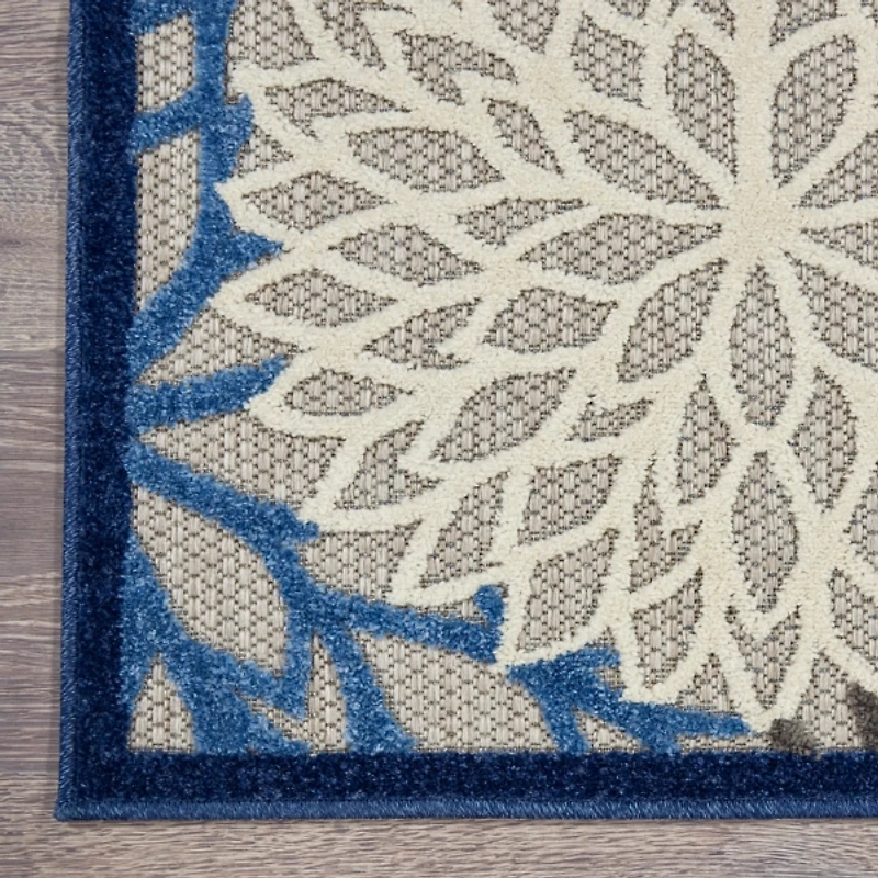 Blue Floral Outdoor Area Rug, 7x10