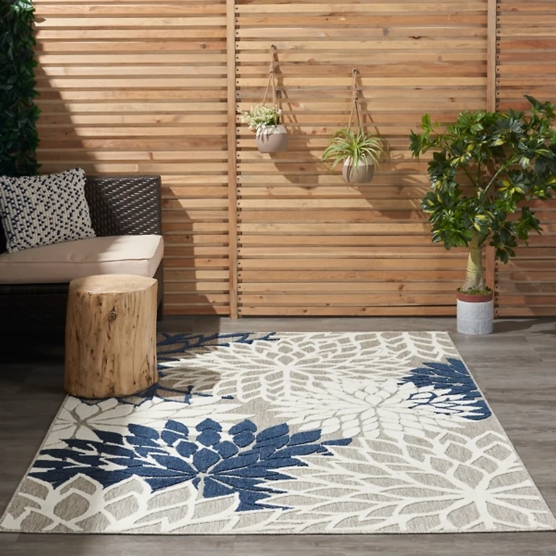 Navy Floral Burst Outdoor Area Rug, 5x7