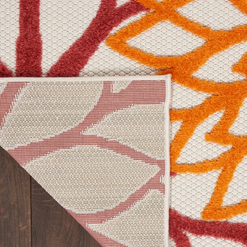 Red Floral Burst Outdoor Area Rug, 5x7
