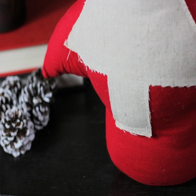 Red and White Weighted Tabletop Christmas Tree