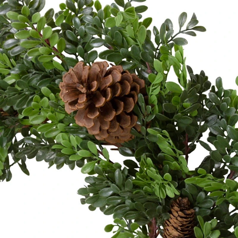 Boxwood Pinecone Christmas Wreath