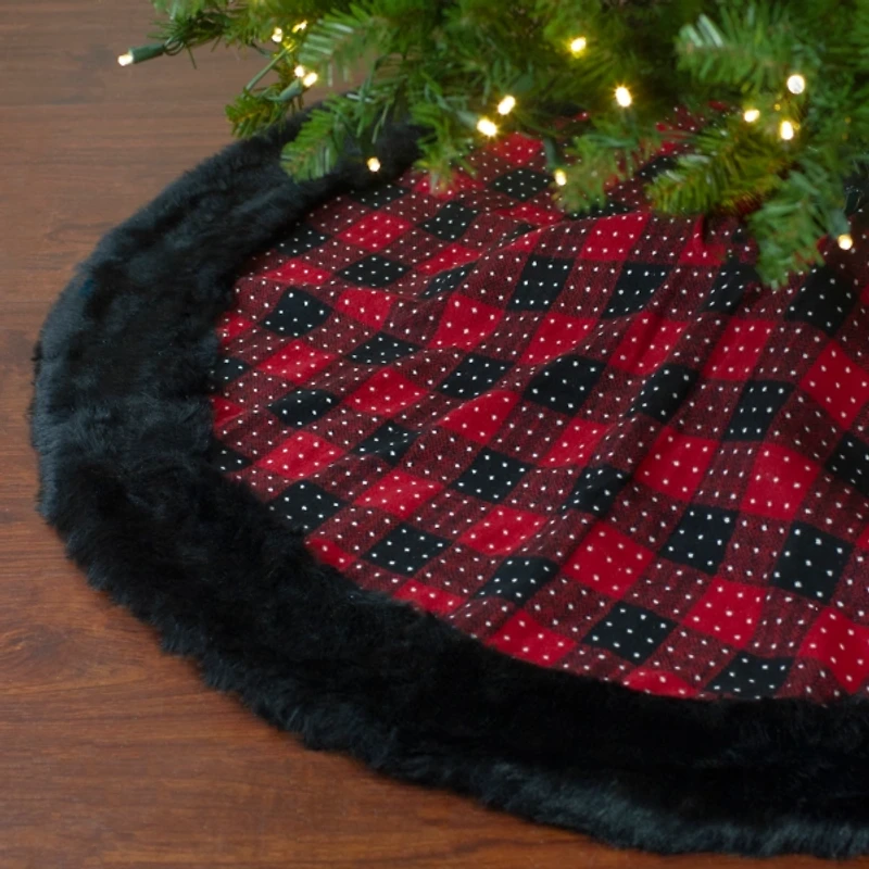 Red and Black Buffalo Plaid Tree Skirt with Fur