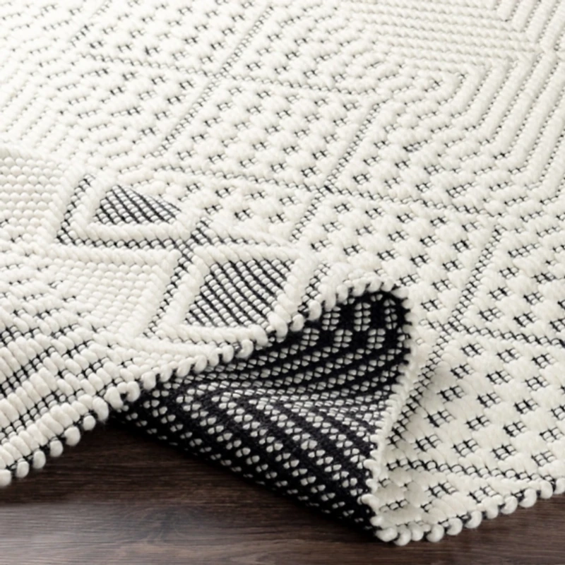 White and Black Diamond Tassel Wool Area Rug, 8x10