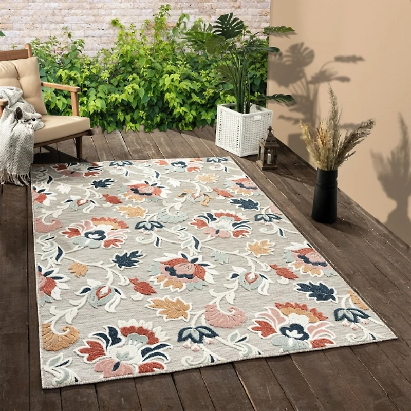 Mara Floral Blossom Indoor/Outdoor Area Rug