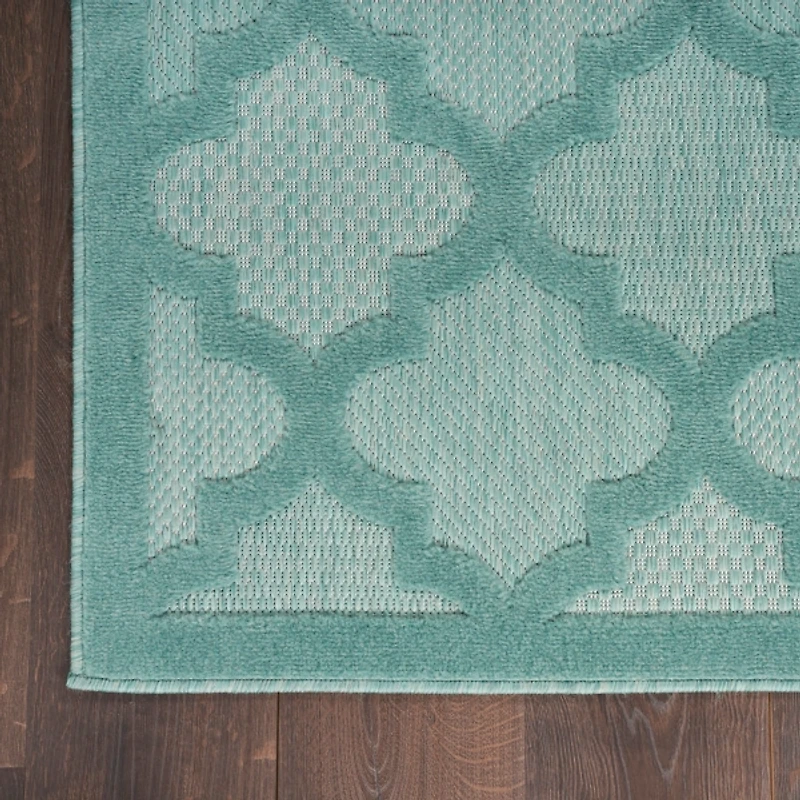 Aqua Trellis Indoor/Outdoor Area Rug, 6x9
