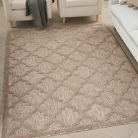 Beige Trellis Indoor/Outdoor Area Rug, 6x9