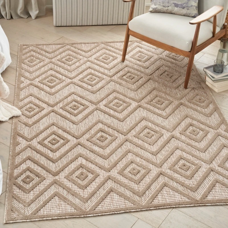 Natural Beige Diamond Indoor/Outdoor Area Rug, 4x6