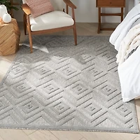 Silver Gray Diamond Indoor/Outdoor Area Rug, 4x6