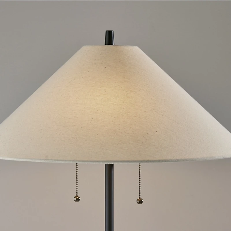 Black Metal Natural Flare Pulls Floor Lamp