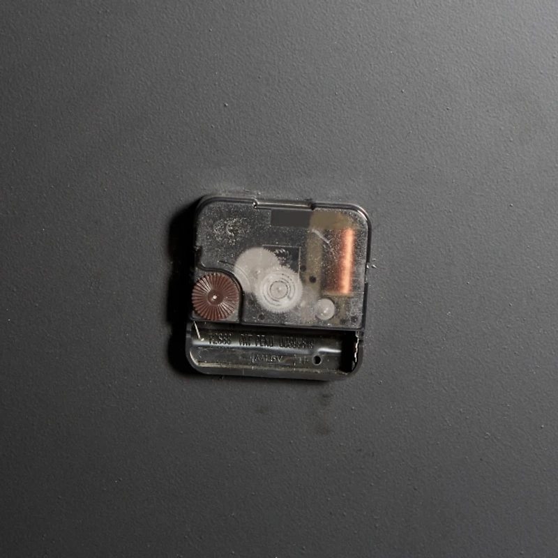 Black Metal Quatrefoil Farmhouse Wall Clock