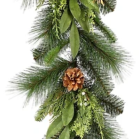 Cedar and Bayleaf Pinecone Garland