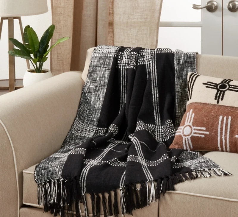 Black and White Plaid Fringed Throw