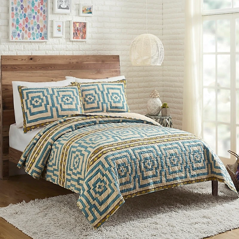 Justina Blakeney Blue Hypnotic Queen Quilt Set