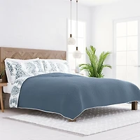 Damask Reversible 3-pc. Queen Quilt Set