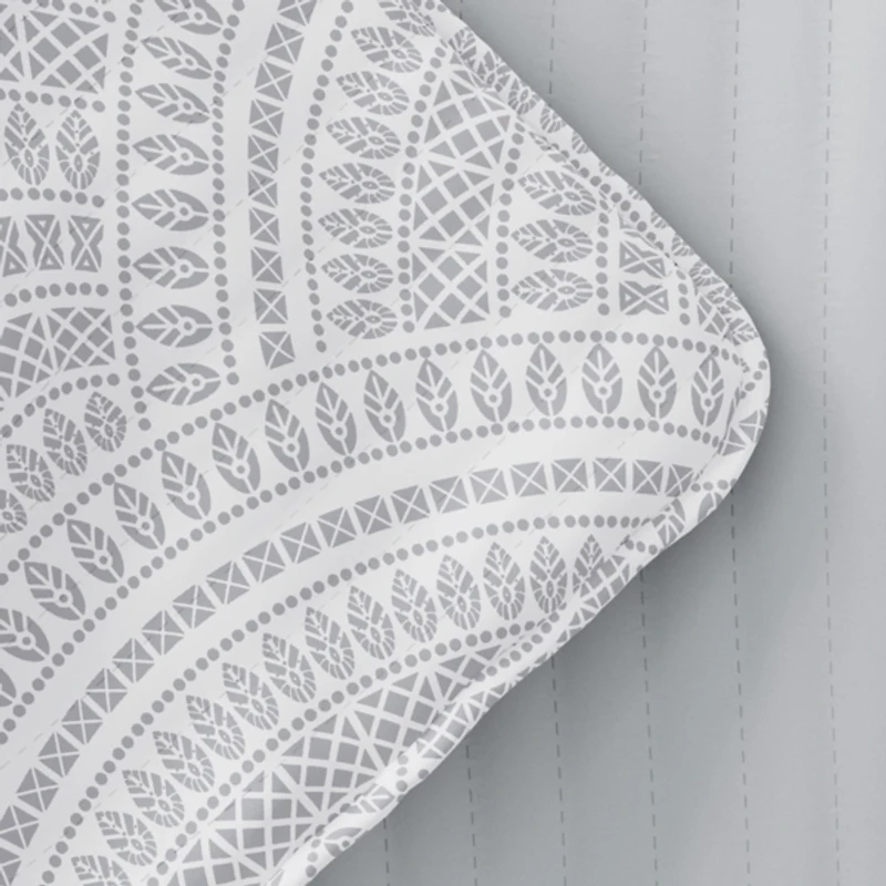 Scalloped Reversible 2-pc. Twin Quilt Set