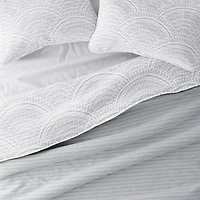 Scalloped Reversible 3-pc. King Quilt Set