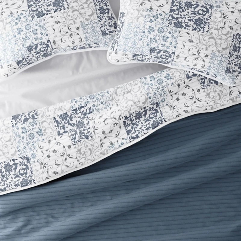 Patchwork Reversible 3-pc. King Quilt Set