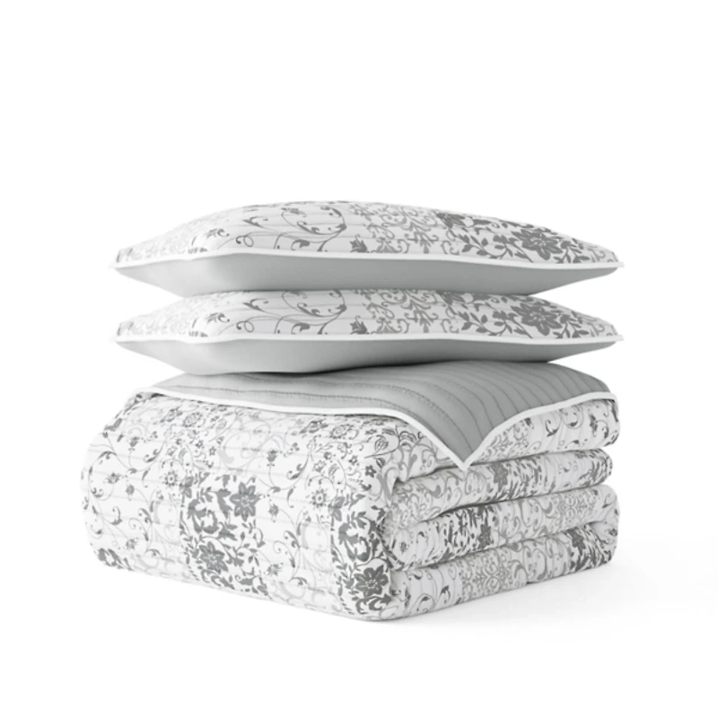 Gray Patchwork Reversible 3-pc. Queen Quilt Set